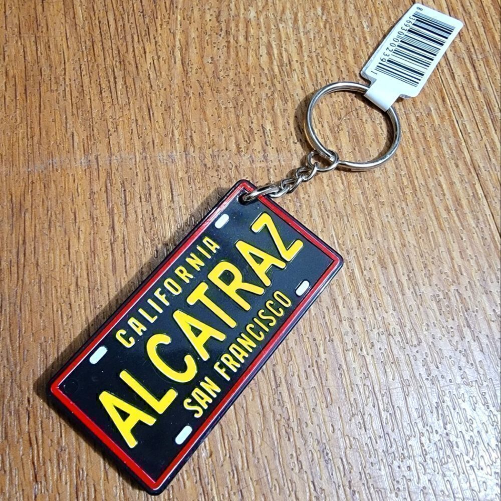 California Alcatraz Keychain San Francisco License Plate Black Gold Yellow Red